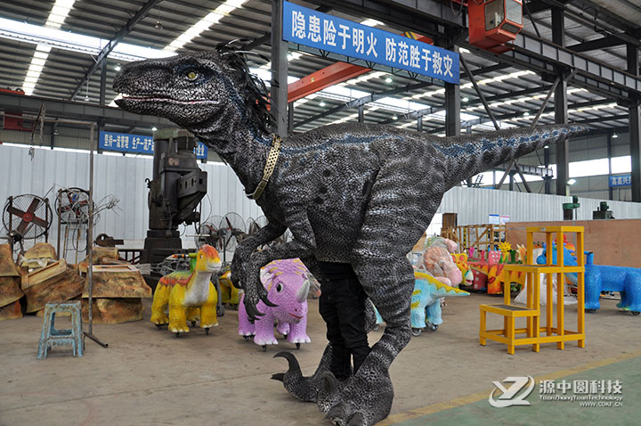 人穿的仿真恐龙外套