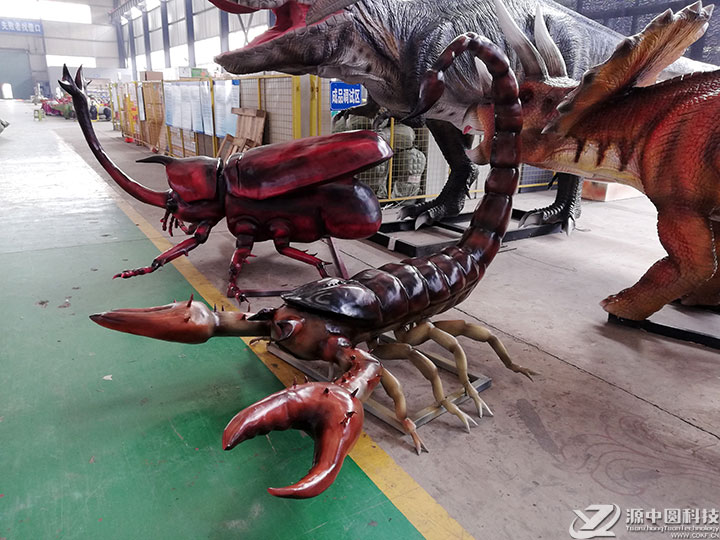 快看3米巨型蝎子有毒