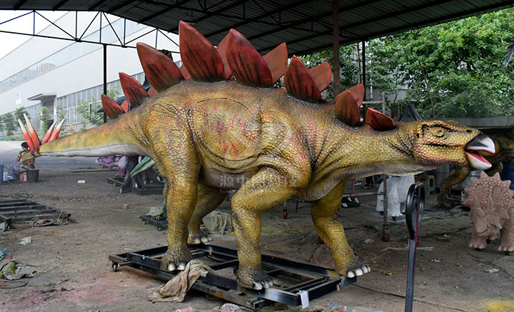 穿越时光的拼图：如何巧妙拆分和组装大型仿真恐龙模型