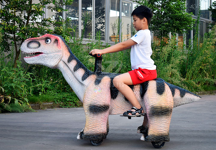 儿童恐龙车