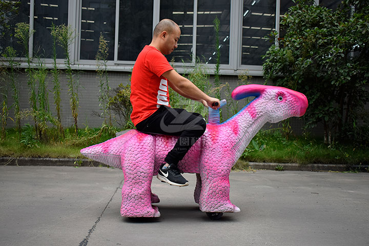 副龙栉龙恐龙童车出厂测试