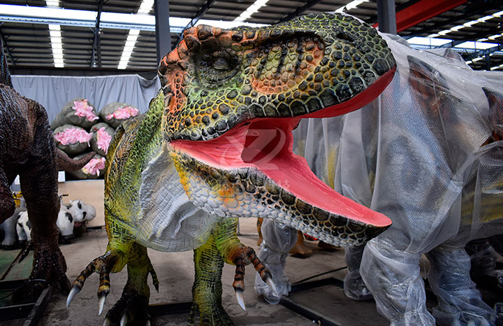 仿生霸王龙模型上色