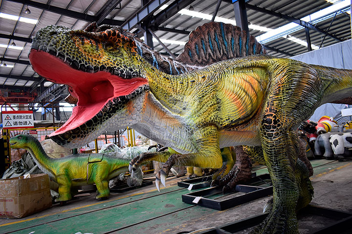 仿生霸王龙模型上色