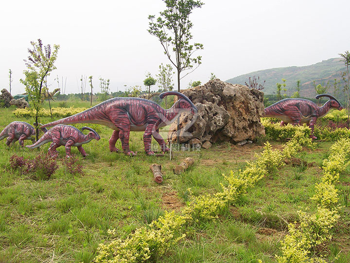 大型仿真恐龙在主题公园的效果