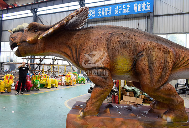 大型软胶恐龙