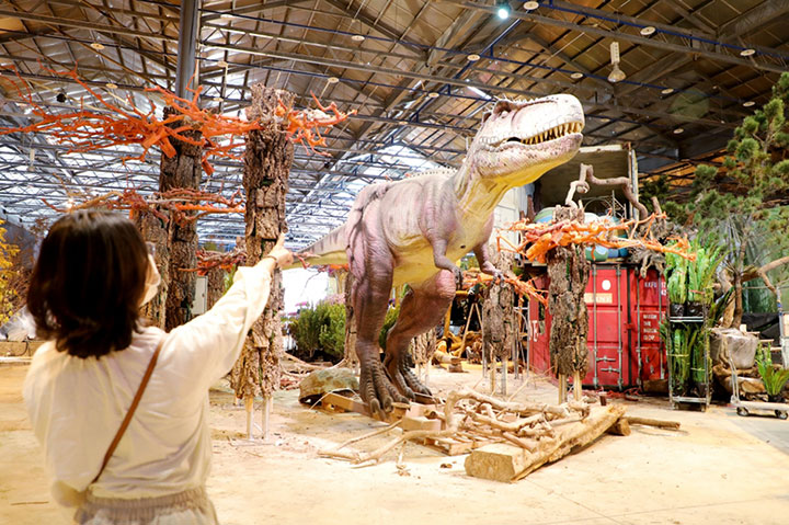 仿真恐龙模型成为主题公园的重要元素