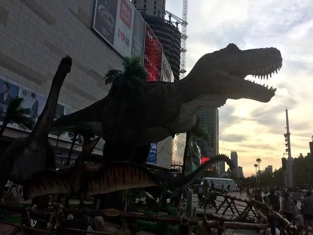 恐龙展