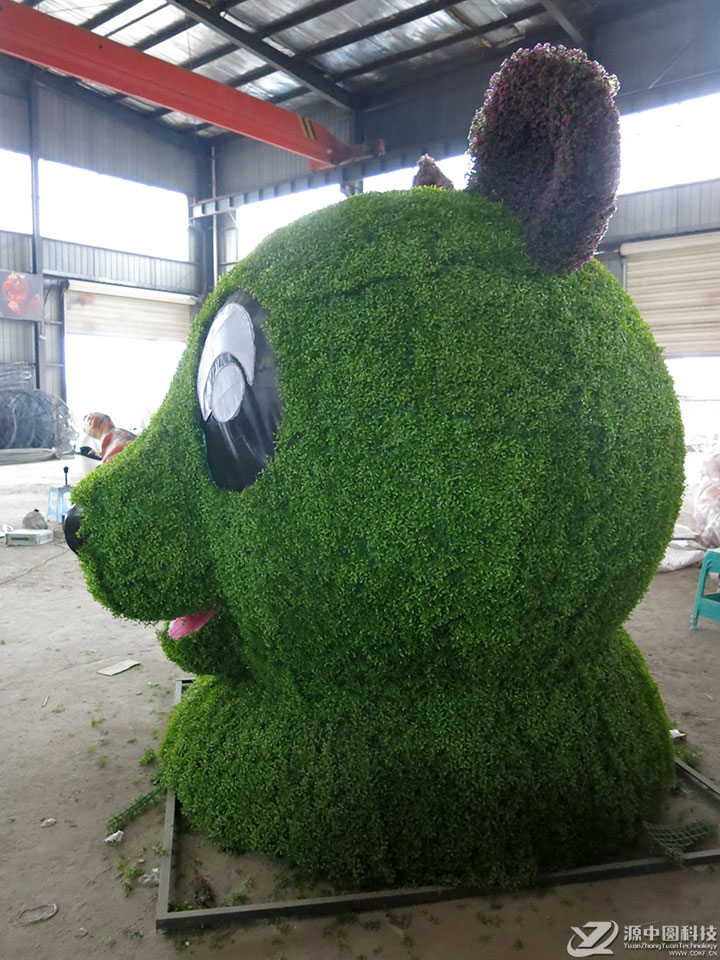 卡通绿雕制作