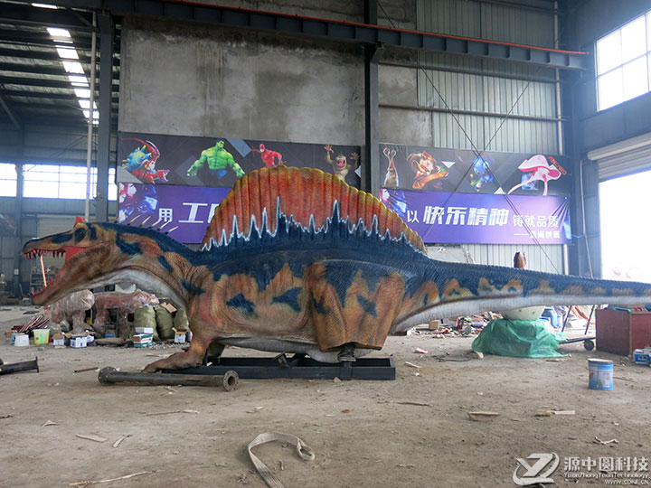 棘背龙雕塑机模制作