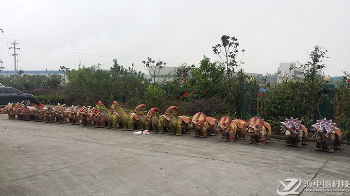 恐龙爬爬车